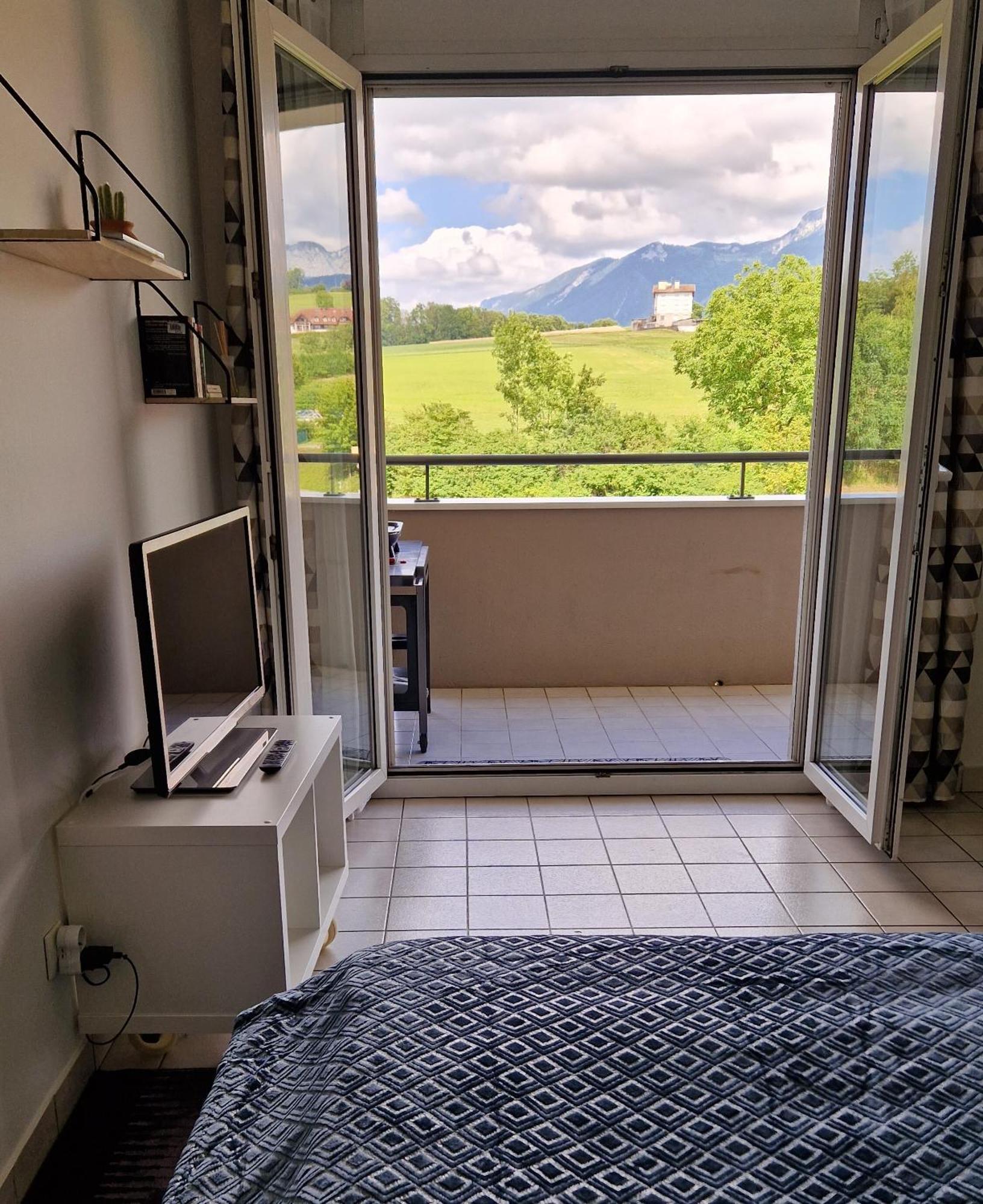 Magnifique Vue Montage Studio Parking Gratuit Apartman Annecy Szoba fotó